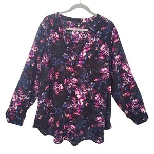 Torrid Black and Purple Floral Print Split Neck Blouse Plus Size 2